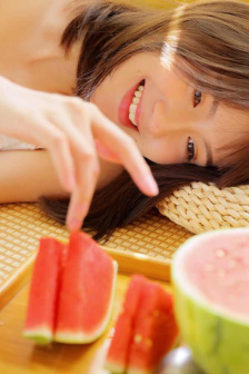 小小水蜜桃电视剧免费观看